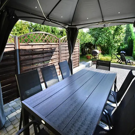 Comfortable With A Garden, Kolobrzeg 빌라